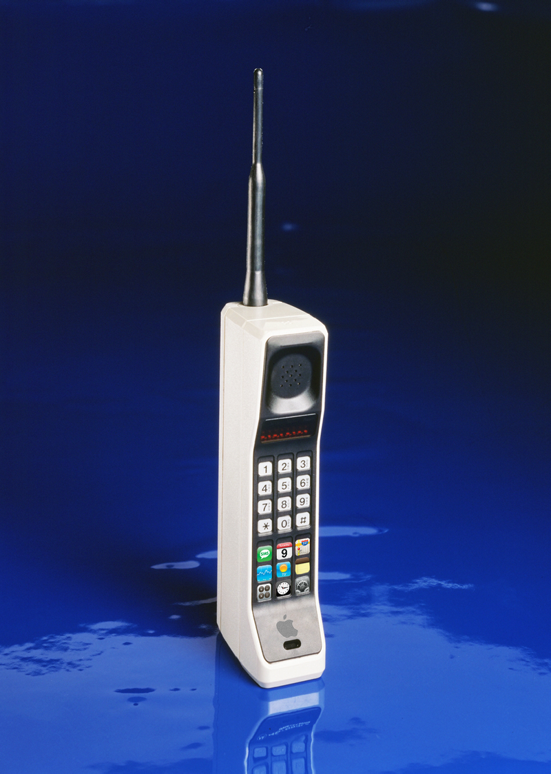 Illustration for article titled 100+ iPhone 2 Designs I Guarantee Steve Jobs Won't Unveil Anytime Soon